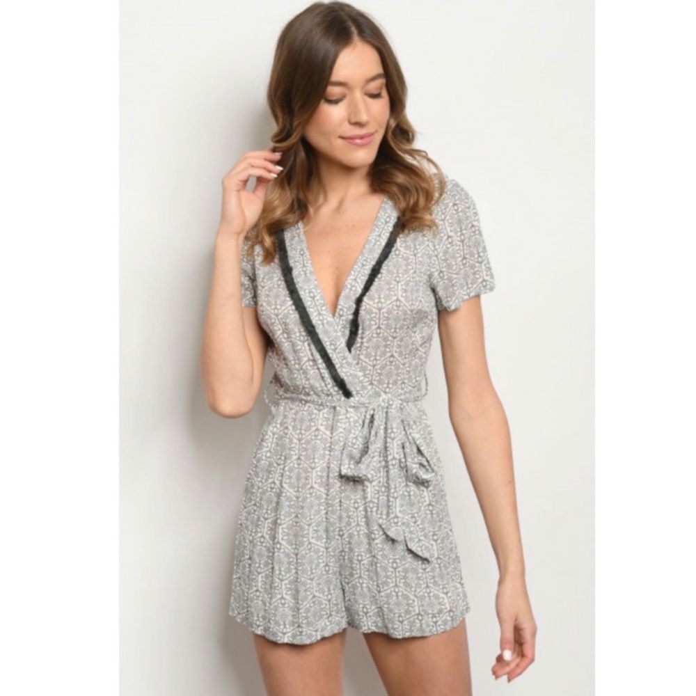 NWT Waist Tie Romper